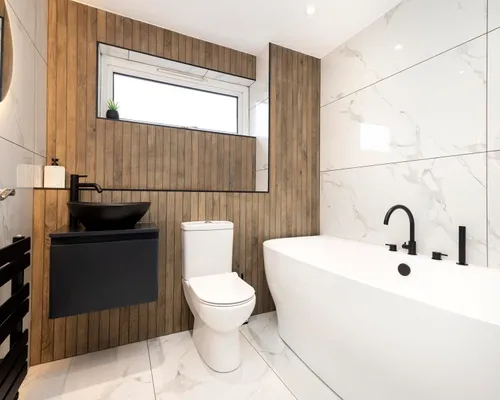 Contemporary Scandinavian-style bathroom installation in Longniddry